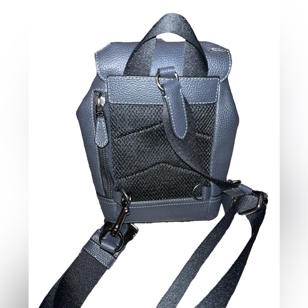 Coach Men's Navy Leather Bag LIKE NEW - Picture 9 of 12
